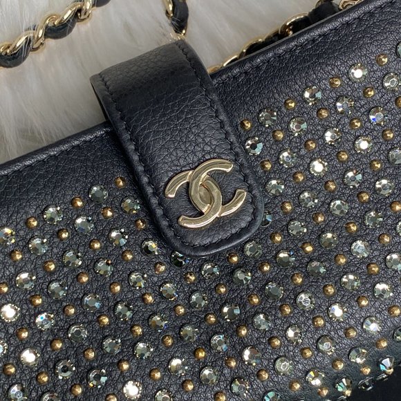 Chanel Rhinestone Embellished Chain Wallet Crossbody Bag - Picture 5 of 11